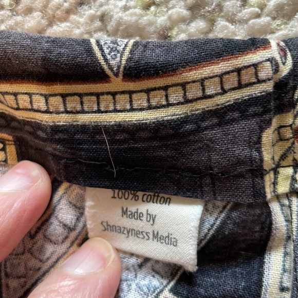 Hand crafted WWE lounge pants with drawstring waist - Picture 4 of 6